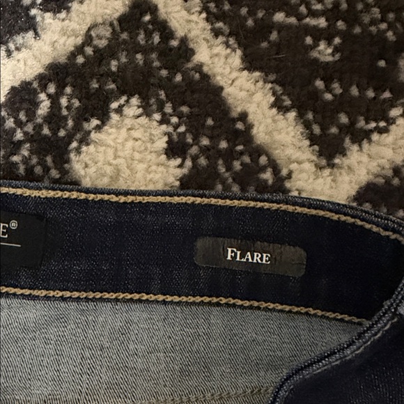 Judy Blue Flared Women's Jeans - Picture 7 of 9